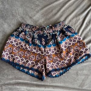 Patterned shorts